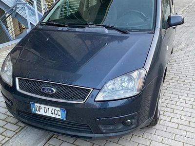 Begagnad Ford C-MAX 115 HK (84 kW) 2007 Brun Minibuss