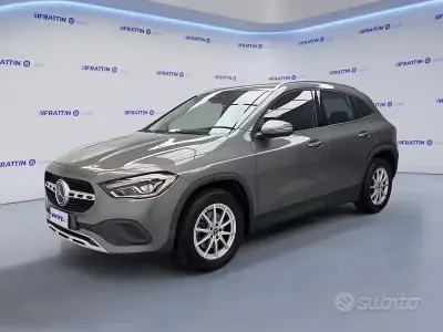 Occasion Mercedes GLA200 Business 163 ch (119 kW) 2022 Gris SUV
