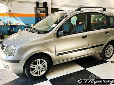 Usata Fiat Panda Dynamic 60 CV (44 kW) 2005 Grigio Utilitaria