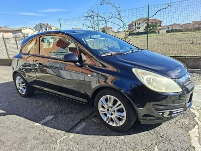 Używany Opel Corsa Enjoy 75 KM (55 kW) 2006 Czarny Hatchback