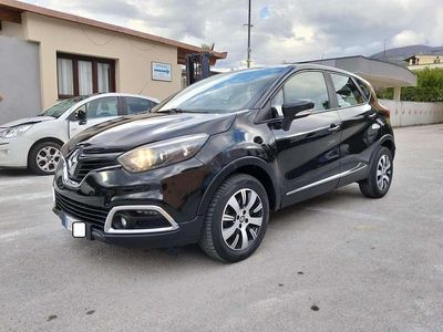 Usata Renault Captur 90 CV (66 kW) 2017 Nero SUV