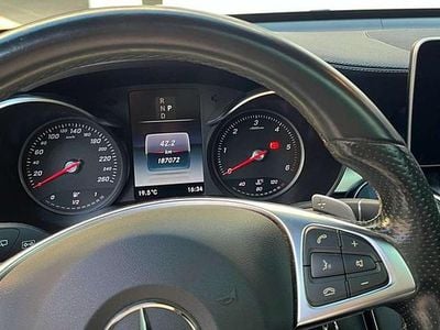 Usata Mercedes GLC220 Exclusive 170 CV (125 kW) 2019 Grigio SUV