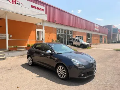 Usata Alfa Romeo Giulietta Super 120 CV (88 kW) 2016 Grigio Utilitaria