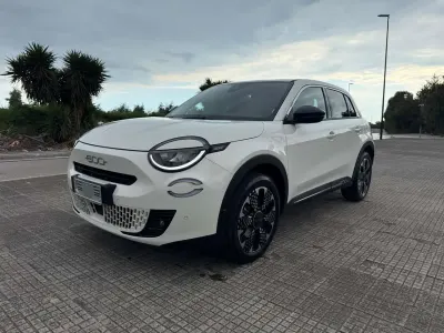 Usata Fiat 600 La Prima 101 CV (74 kW) 2025 Bianco SUV