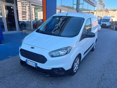 Usata Ford Transit 101 CV (74 kW) 2020 Frozen white Furgone