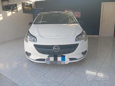 Usata Opel Corsa 75 CV (55 kW) 2015 Bianco Berlina