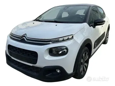 Gebraucht Citroën C3 Feel 83 PS (61 kW) 2018 Weiß Kleinwagen