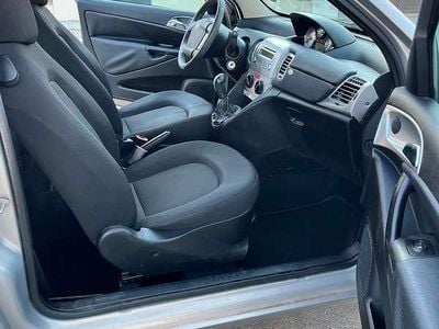 Usata Lancia Ypsilon 75 CV (55 kW) 2011 Grigio Utilitaria