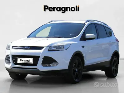 Usata Ford Kuga Business Edition 120 CV (88 kW) 2015 Bianco SUV
