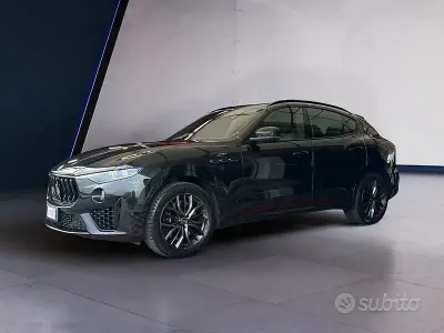 Usata Maserati Levante GT 330 CV (242 kW) 2023 Nero SUV