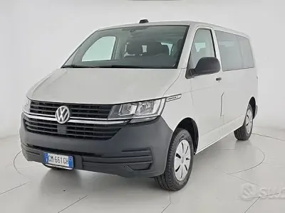 Occasion VW Caravelle Trendline 110 ch (80 kW) 2023 Blanc Van