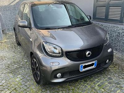 Usata Smart ForFour 71 CV (52 kW) 2016 Grigio Utilitaria