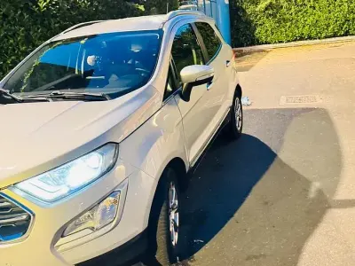 Usata Ford Ecosport 125 CV (91 kW) 2019 Grigio SUV