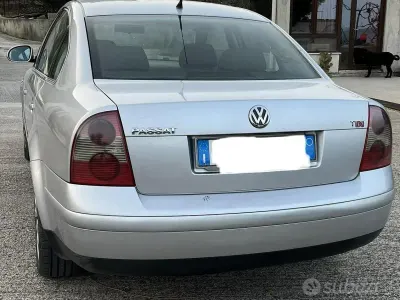Usata VW Passat 130 CV (95 kW) 2004 Berlina