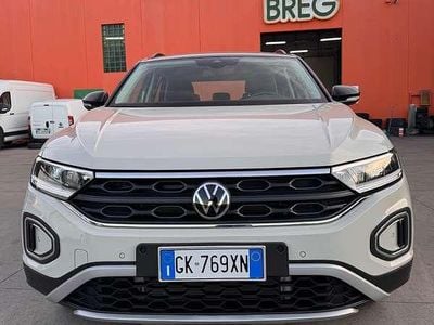 Usata VW T-Roc Style 110 CV (80 kW) 2022 Beige SUV