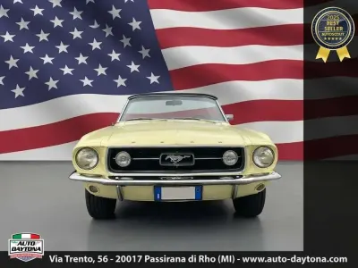 Usata Ford V8 200 CV (147 kW) 1967 Giallo Utilitaria