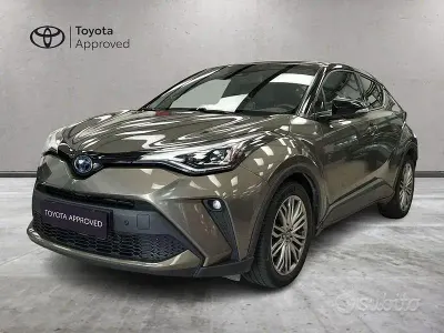 Usata Toyota C-HR Lounge 184 CV (135 kW) 2022 Bronzo SUV