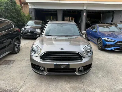 Usata Mini One D Countryman 116 CV (85 kW) 2019 Bronzo SUV