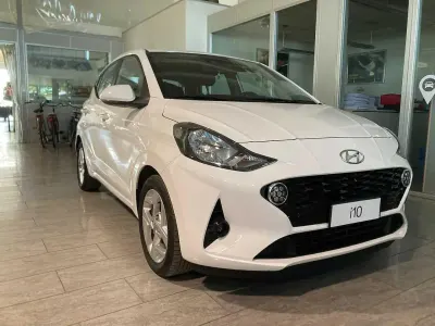 Usata Hyundai i10 67 CV (49 kW) 2022 Bianco Utilitaria