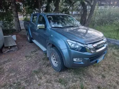 Usata Isuzu D-Max 101 CV (74 kW) 2014 SUV