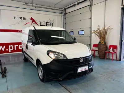 Usata Fiat Doblò Business 95 CV (69 kW) 2021 Bianco Monovolume