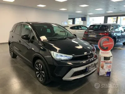 Usata Opel Crossland Elegance 131 CV (96 kW) 2024 Nero SUV
