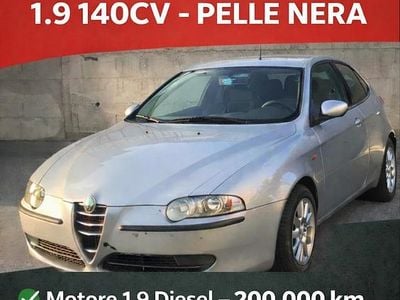 Usata Alfa Romeo 147 140 CV (102 kW) 2003 Grigio Utilitaria