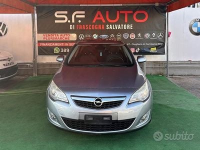 Usata Opel Astra Cosmo 125 CV (91 kW) 2010 Grigio Berlina