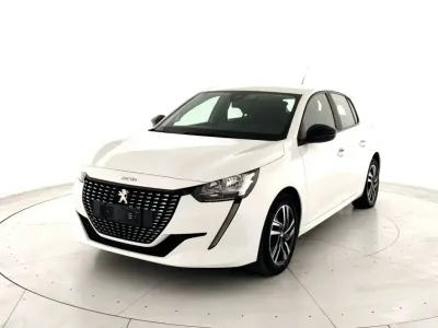 Usata Peugeot 208 Active 101 CV (74 kW) 2023 Bianco Utilitaria