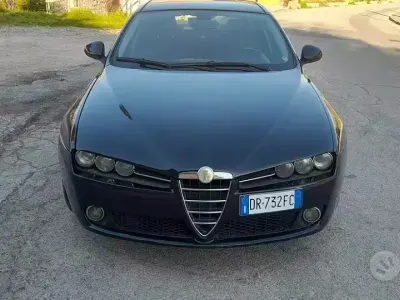 Usata Alfa Romeo 159 120 CV (88 kW) 2008 Nero Station wagon