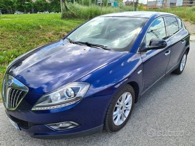 Usata Lancia Delta 150 CV (110 kW) 2009 Blu Utilitaria