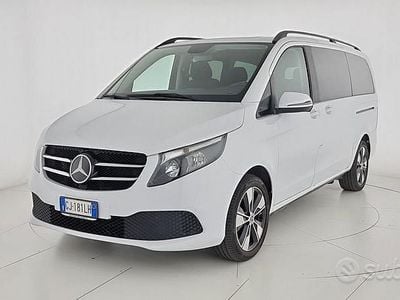 Usata Mercedes V220 Executive 163 CV (119 kW) 2022 Bianco Monovolume