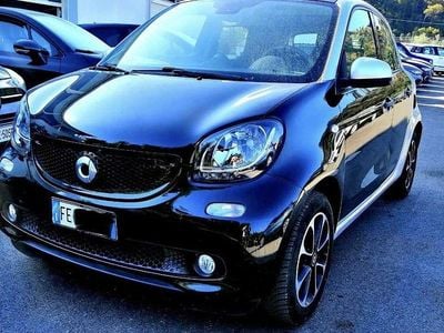 Usata Smart ForFour 109 CV (80 kW) 2016 Utilitaria