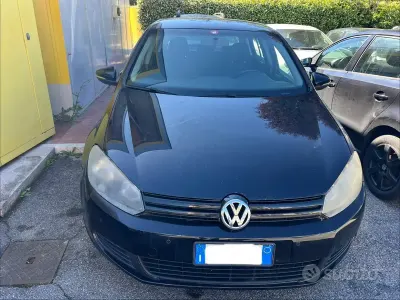 Usata VW Golf VI Comfortline 105 CV (77 kW) 2009 Nero Utilitaria