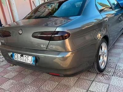 Usata Alfa Romeo 166 150 CV (110 kW) 2002 Grigio Berlina