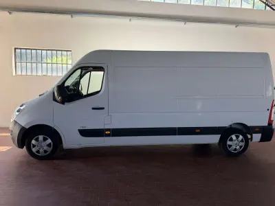 Usata Opel Movano 170 CV (125 kW) 2018 Bianco Monovolume