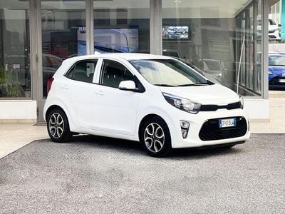 Usata Kia Picanto 65 CV (47 kW) 2023 Bianco Utilitaria