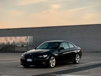 Usata BMW 320 170 CV (125 kW) 2007 Nero Coupé