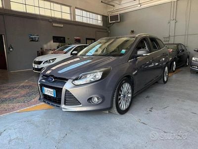 Usata Ford Focus Titanium 116 CV (85 kW) 2014 Marrone Station wagon