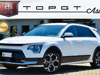 Usata Kia Niro Style 92 CV (67 kW) 2025 Bianco SUV