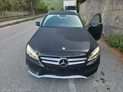 Usata Mercedes C200 Premium 136 CV (100 kW) 2017 Nero Station wagon