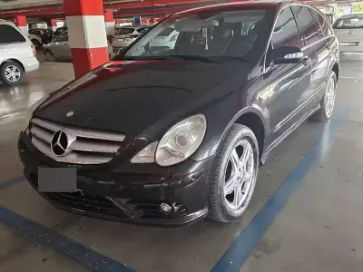 Usata Mercedes R320 224 CV (164 kW) 2009 Nero Monovolume