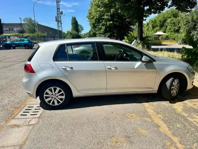 Usata VW Golf VII Trendline 90 CV (66 kW) 2016 Argento Berlina