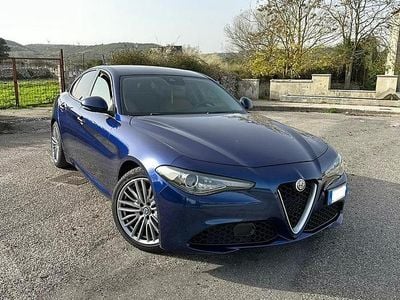 Usata Alfa Romeo Giulia 180 CV (132 kW) 2017 Blu Berlina