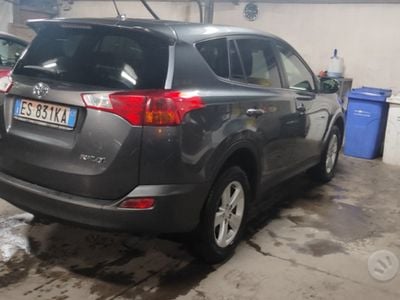 Usata Toyota RAV4 124 CV (91 kW) 2013 Grigio SUV