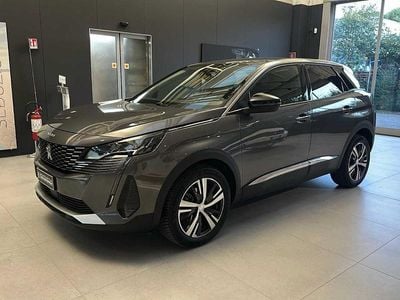 Grigio Usata 2022 Peugeot 3008 Allure SUV | 22.900 € (Buon prezzo)