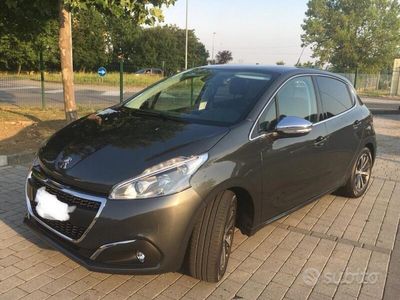 usata Peugeot 208 Allure BHDI 100 diesel 5p Euro 6