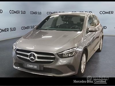 Usata Mercedes 180 116 CV (85 kW) 2019 Grigio Berlina