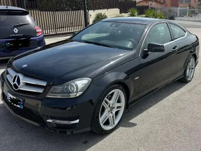 Begagnad Mercedes C220 Executive 170 HK (125 kW) 2011 Svart Sportkupé