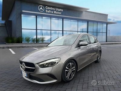 Usata Mercedes B180 Advanced Plus 116 CV (85 kW) 2023 Grigio Monovolume